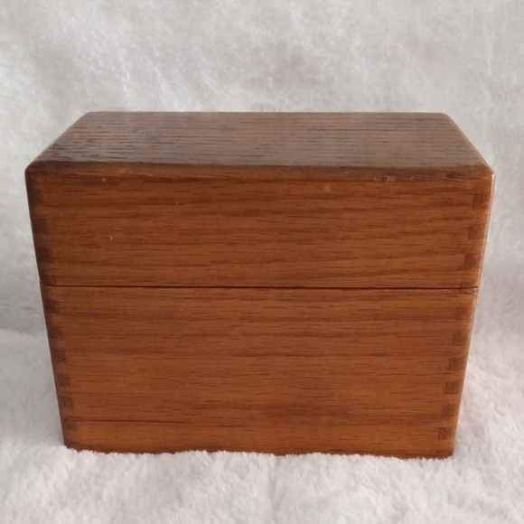 Vintage Solid Wood Recipe OR Index Card Box - Picture 2 of 11